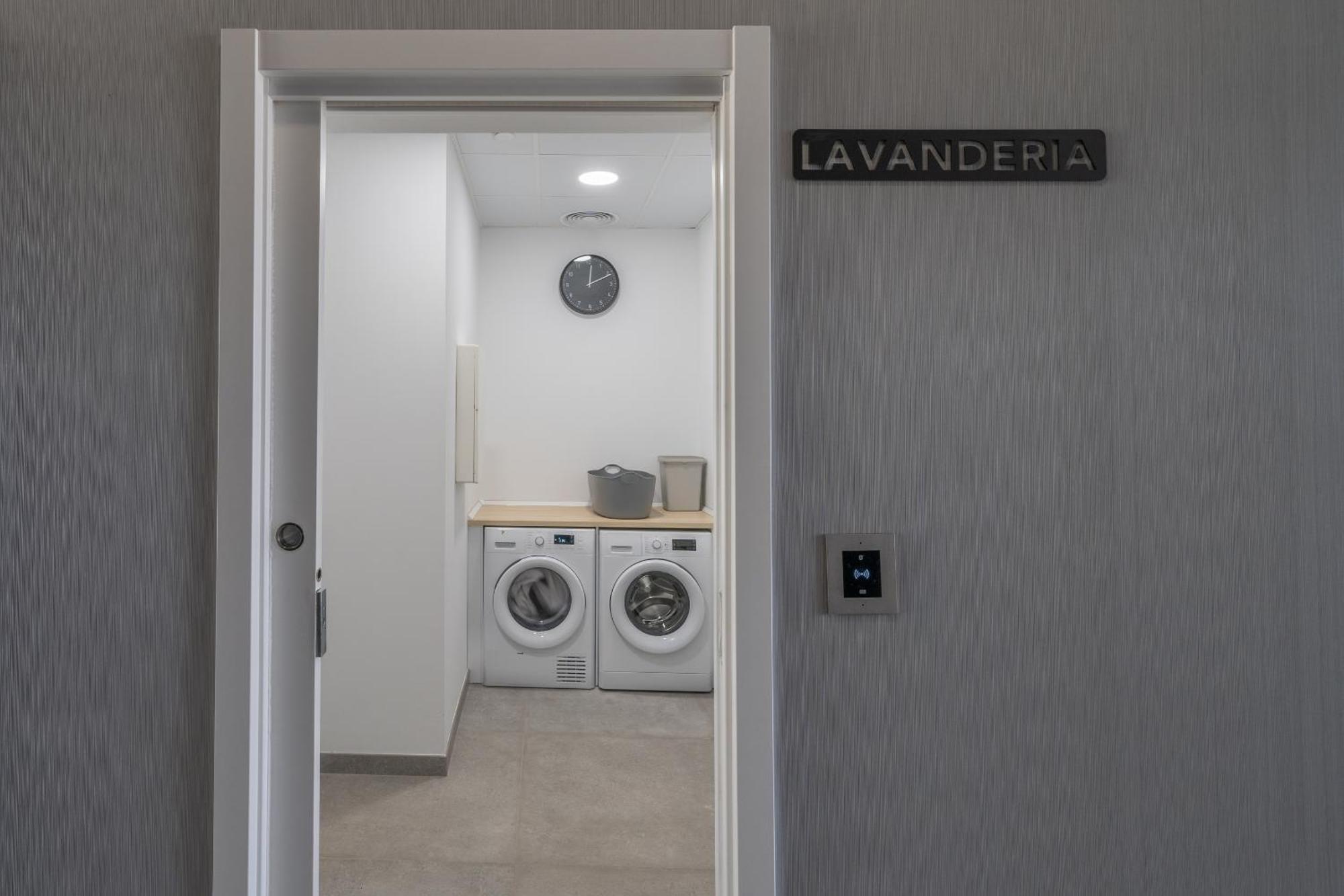 Xpce Urban 3 Malaga Skyline - Parking Free Apartment Exterior photo
